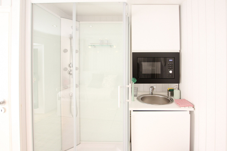 Room 4, Nomad s Castel Lisbon - The Solo, Lisbon