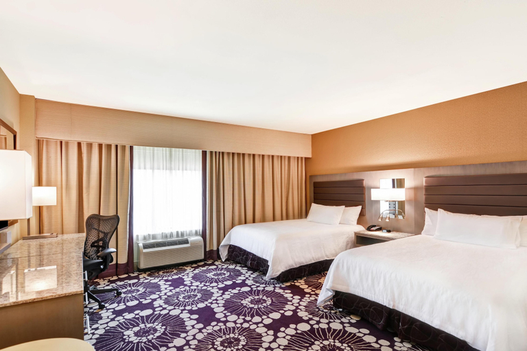 Bedroom 3, Hilton Garden Inn Raleigh /Crabtree Valley, Wake