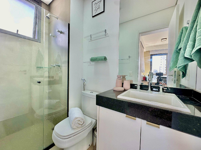 Bathroom 5, VN Alvorada, São Paulo