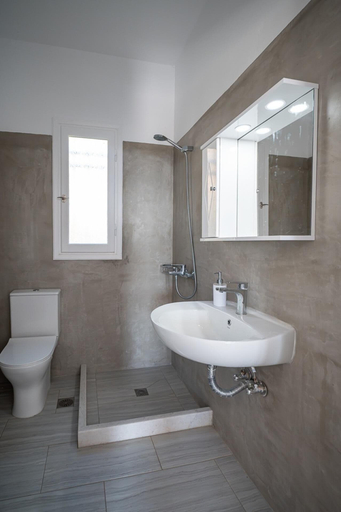 Bathroom 2, Family House for 5 by Tinosstay, South Aegean