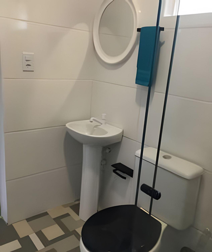 Bathroom 3, Casinhas da toca, Armação dos Búzios