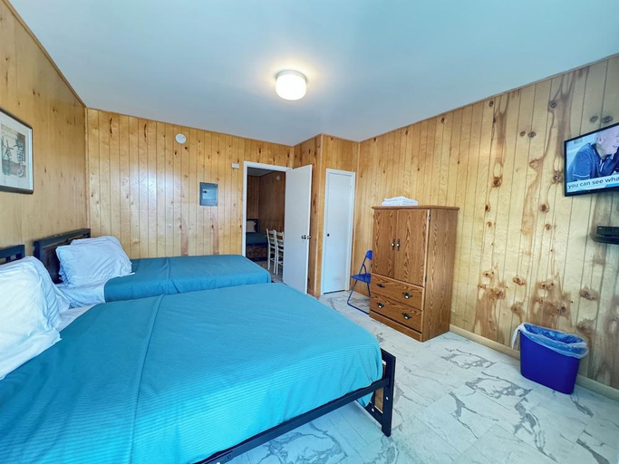 Bedroom 2, Boardwalk Sand & Surf Beach Hotel Oceanfront, Ocean