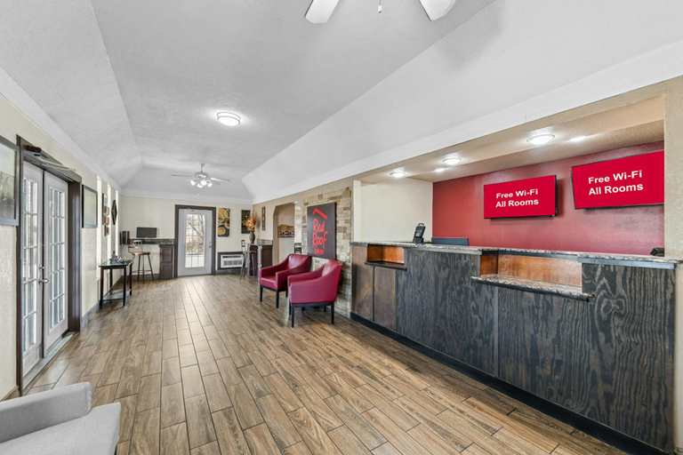Public Area 2, Red Roof Inn Ardmore, Carter
