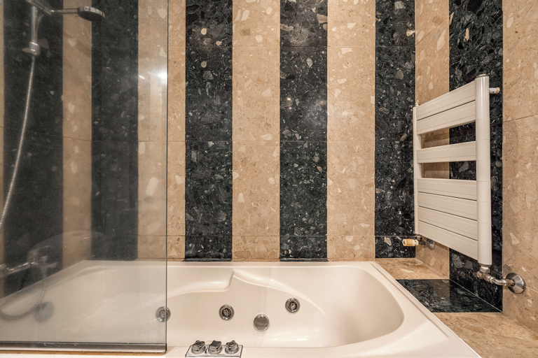 Bathroom 3, Villa in Azeitao w Pool and Garden, Setúbal