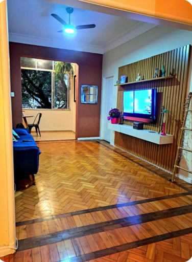 Others 5, Quarto com Anfitria em Copa, Rio de Janeiro