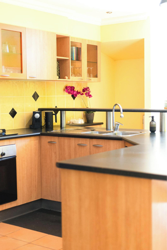 Private kitchen 3, Coastal Holiday Home - Bradford 10, Gold Coast