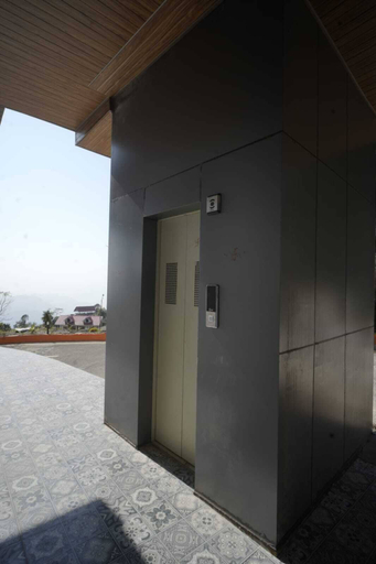 Exterior detail, Longitude Homestay, Darjiling