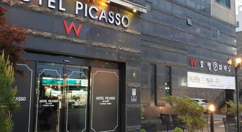 Exterior & Views, Picasso Hotel, Donghae