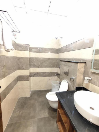 Bathroom 5, hotel PS Residency, Dehradun