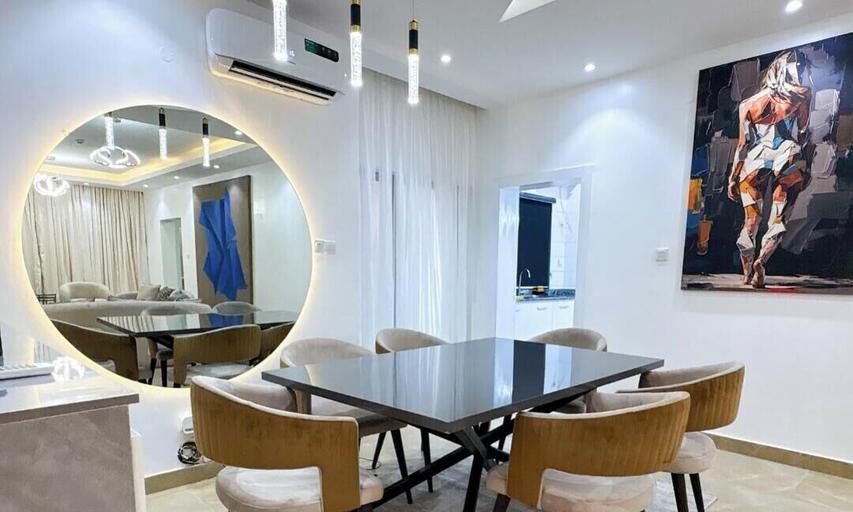 Dining 4, Short Stays By CW, Eti-Osa