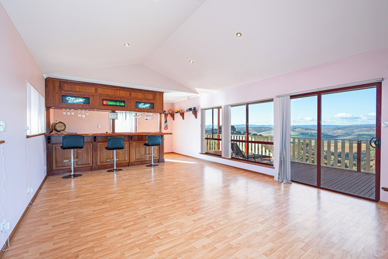 Interior 4, Goldfields View, Adelaide
