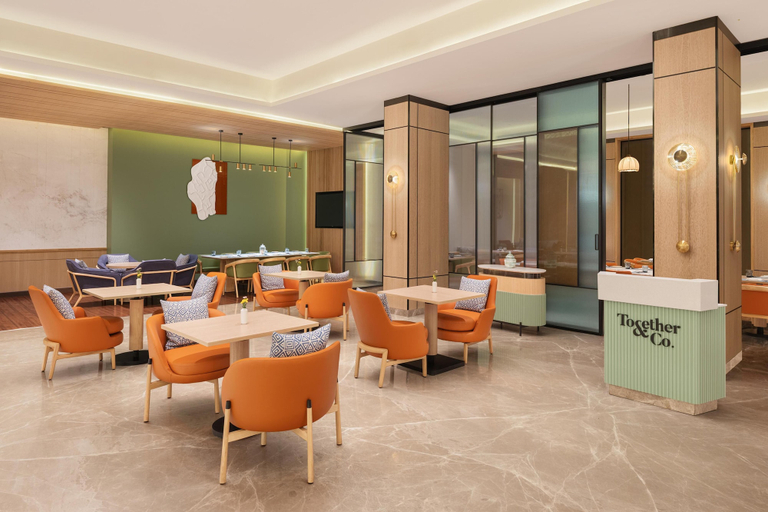 Food & Drinks 5, Hilton Garden Inn Surat City Centre, Surat