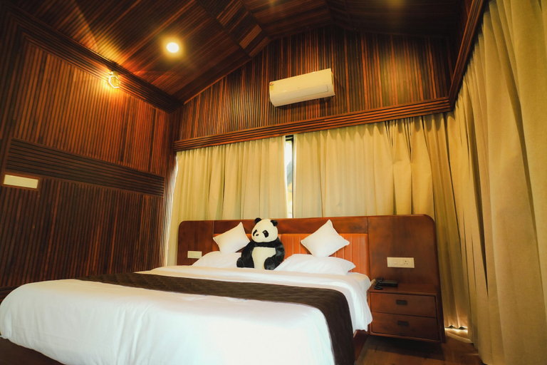 Room 4, Wood Panda Luxury Resort Wayanad, Wayanad