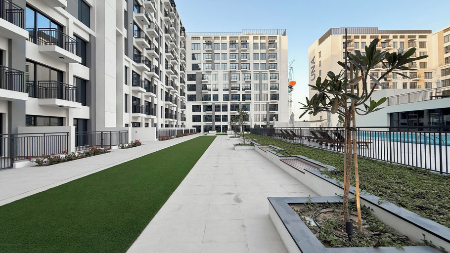 Property grounds 3, Liva Apartments, Dubai