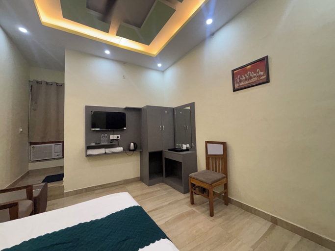 Room 5, Hotel Ayodhya Heritage Grande, Faizabad