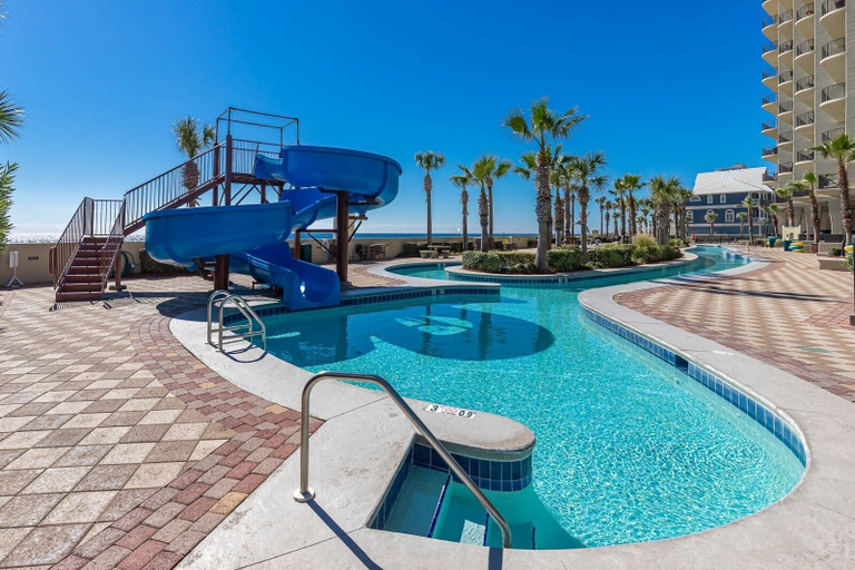 Pool 4, Phoenix West 805 3 Bedroom Condo, Baldwin