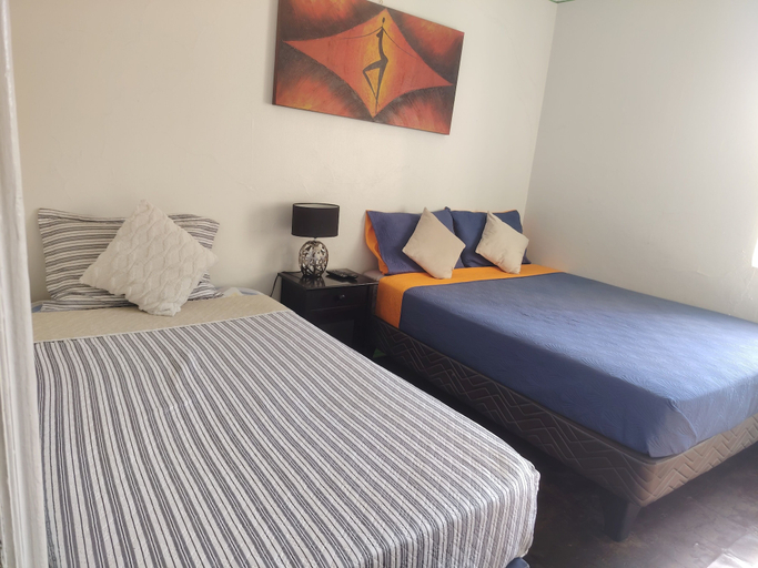 Room 4, posada mancora, Santiago
