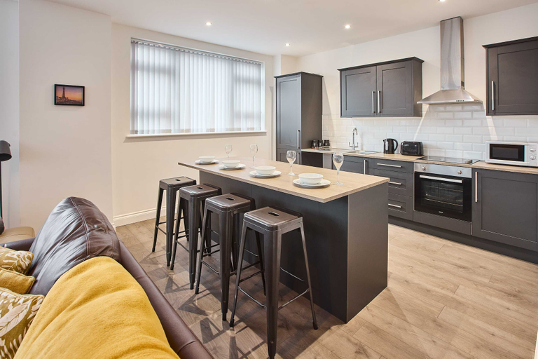 Room 2, Host Stay Promenade Suite, Blackpool