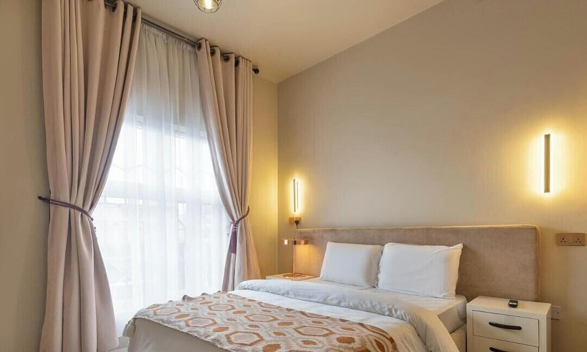 Room 3, Short Stays By CW, Eti-Osa