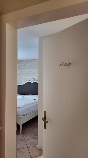 Bedroom 2, Dolceresio Lugano Lake B&B, Lugano