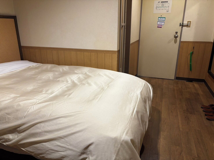 Bedroom 4, Hotel Marshland, Kushiro City