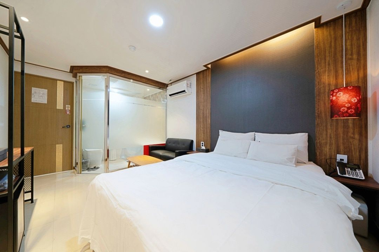 Bedroom 2, Bulgwang Hotel Maru, Eun-pyeong