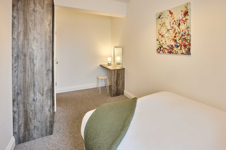 Room 2, Host Stay Tower Suite, Blackpool