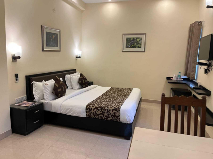 Room 3, Home in the Hills Resort & Restaurant, Dehradun