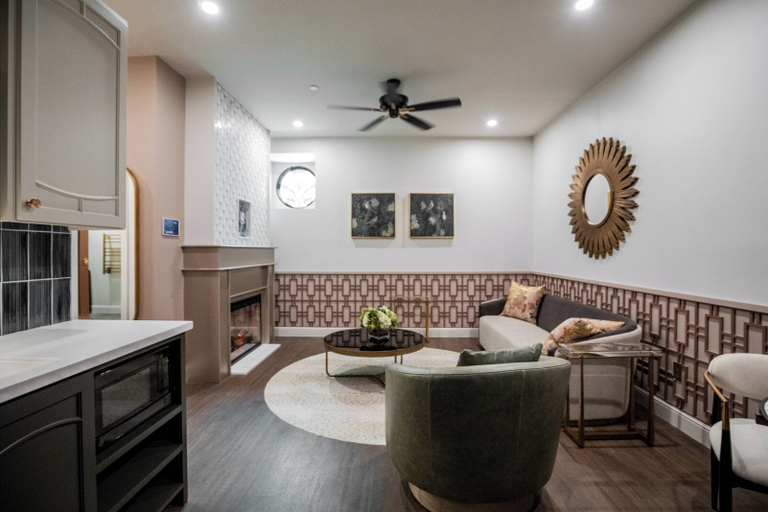 Living area 5, The Star on Spring, Washington
