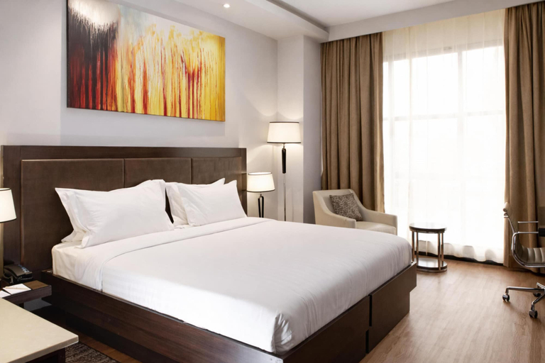 Bedroom 3, DoubleTree by Hilton Nairobi Hurlingham, Kibra