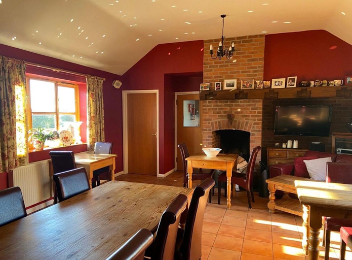 Food & Drinks 4, Willow Tree Cottages, Lincolnshire