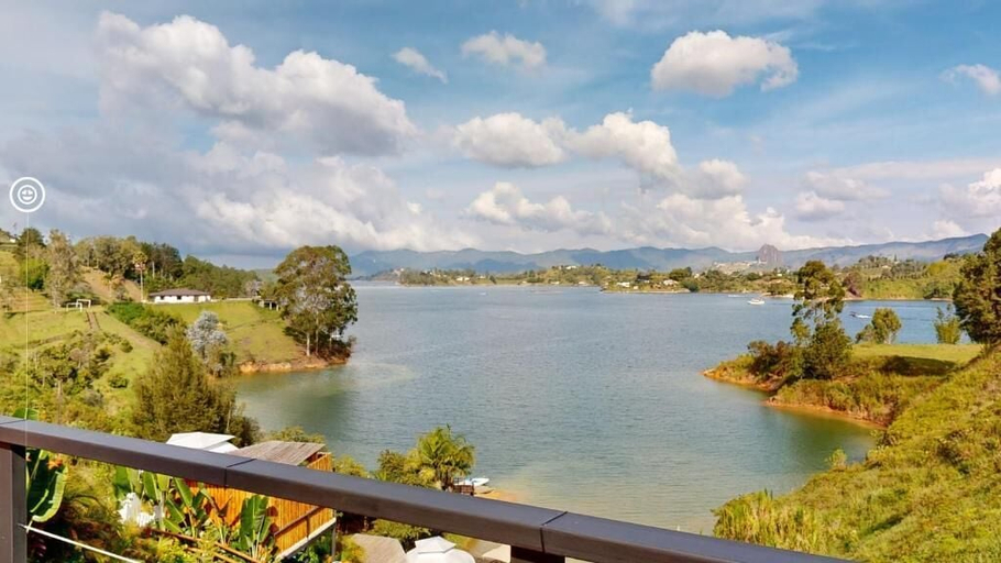 Property grounds 3, Bliss Sanctuary Vista Glamping and Club, Guatapé