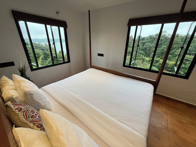 Room 4, Sage Stays and Trails, Nashik