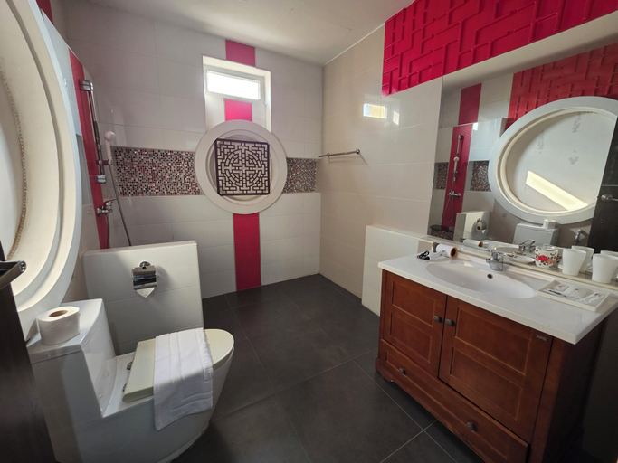 Bathroom 4, O-Haus Chiangmai Airbnb Host, Hang Dong