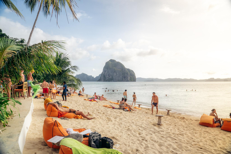 Others 3, Sunset at Las Cabanas, El Nido