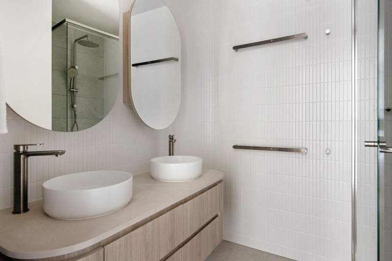 Bathroom 4, 3BR Coastal Apartment - Augusta 203, Gold Coast