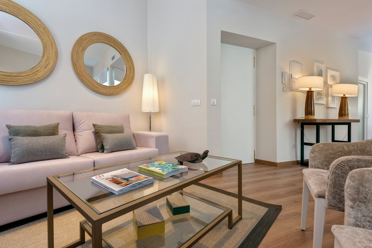 Others 4, Genteel Home Conde de Ibarra III, Sevilla