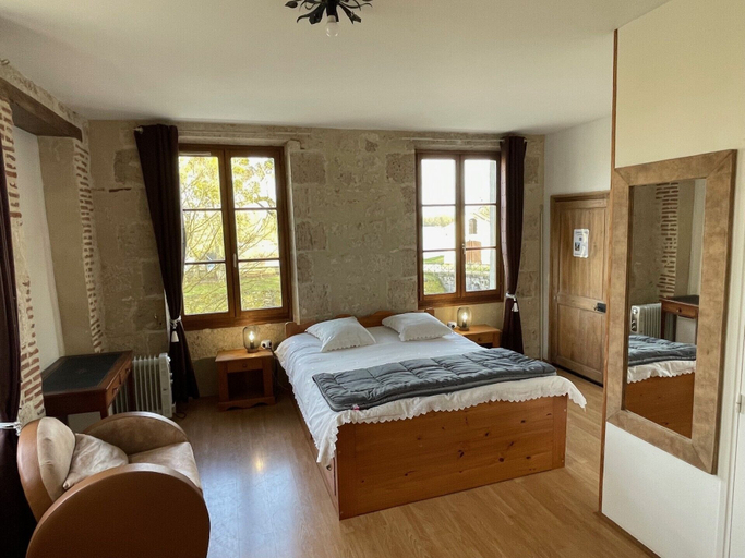 Bedroom 5, le relais de mantelot, Loiret