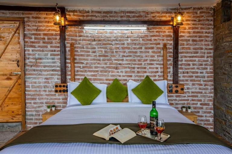 Room 4, THE CEDAR CASTLE, Nainital