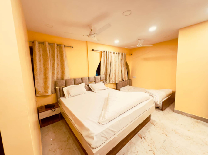 Room 4, Velora stays Kolkata, Kolkata