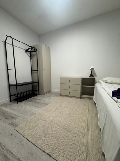 Bedroom 2, Trolltunga Studios, Odda
