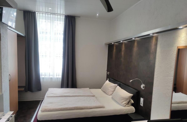 Bedroom 4, Hotel Corveyer Hof, Höxter