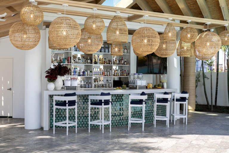 Food & Drinks 5, Hyatt Place San Juan