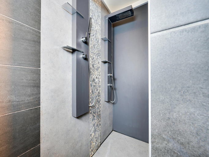 Bathroom 3, Luxury Villa with Sauna & Hot Tub in Middelkerke, West-Vlaanderen