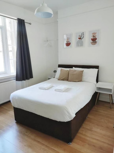 Room 2, Central Wave Brighton, Brighton and Hove