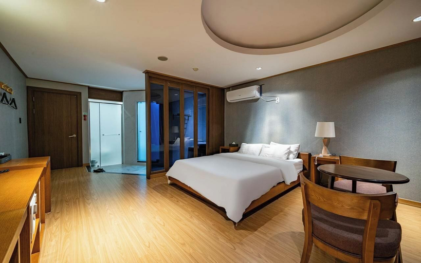 Bedroom 5, Hasen Nabeeya Hotel, Siheung