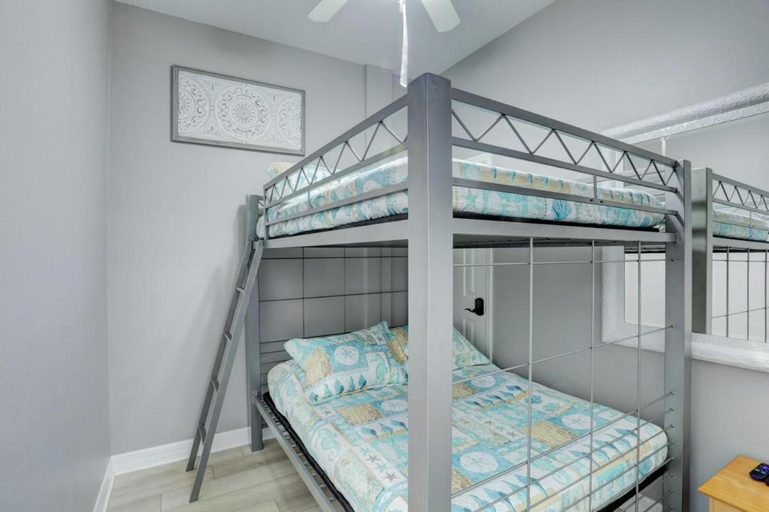 Bedroom 3, Madeira Bay Resort, Pinellas