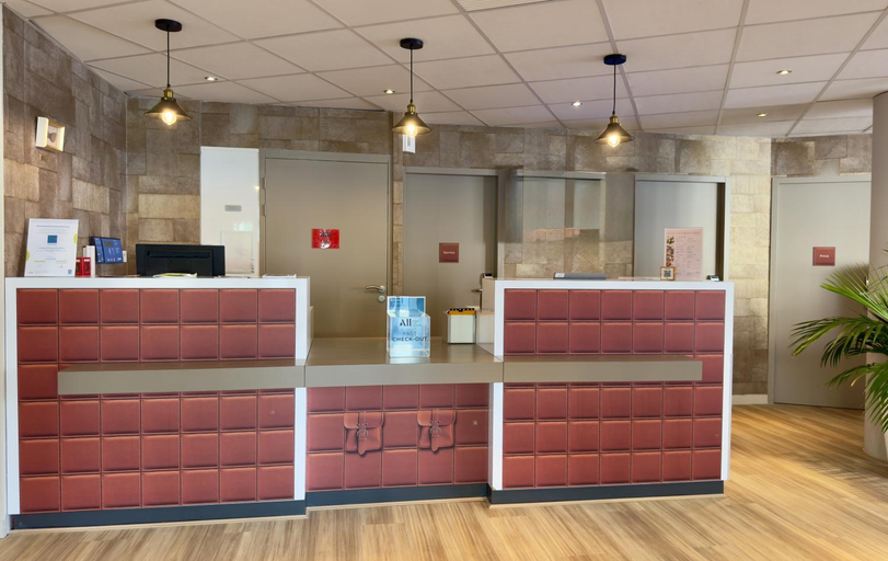 Public Area 2, Ibis Styles Bordeaux St Medard Hotel, Gironde
