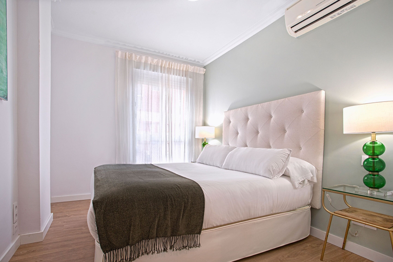Room 5, Stunning Apartment With City Views. San Pablo, Sevilla