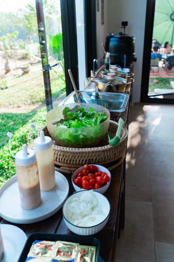 Food & Drinks 4, Utopua Resort Nan, Pua